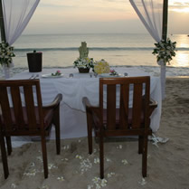 bali wakagangga beach wedding